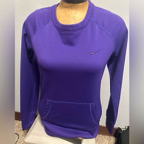 Nike Tops - Nike ThermaFit Womens Small Purple Sweatshirt